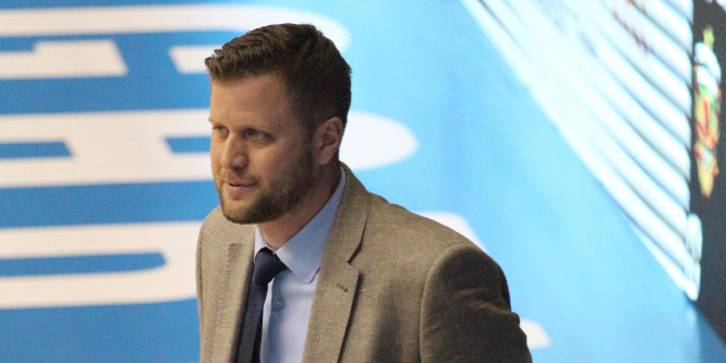 Hét magyar játékossal építi a jövőt a Sopron Basket 37 éves edzője