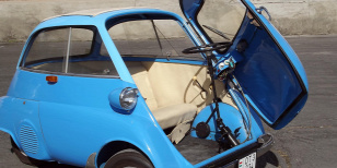 Forrás: Retro Mobil