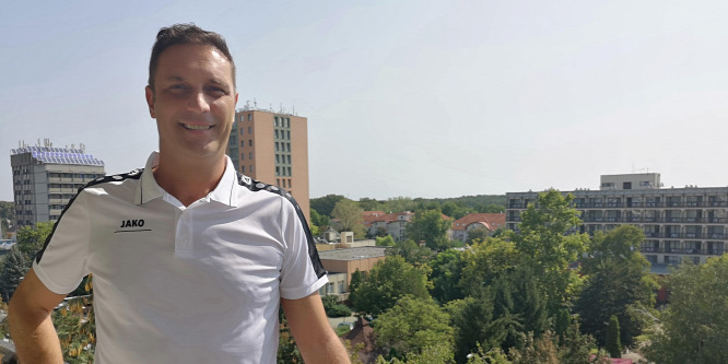 Szebeni István megbetegedett, segítséget kér