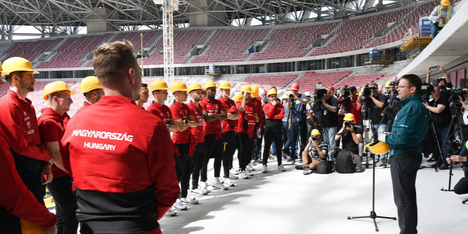 Az új Puskás-stadionban hangoltak Dzsudzsákék az Eb-selejtezőkre