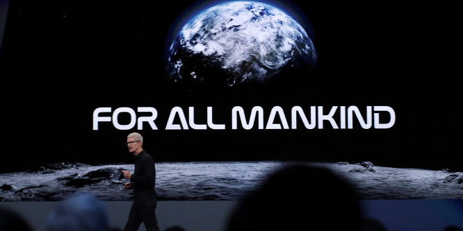 Új szuperszámítógéppel és csúcsmonitorral támad az Apple