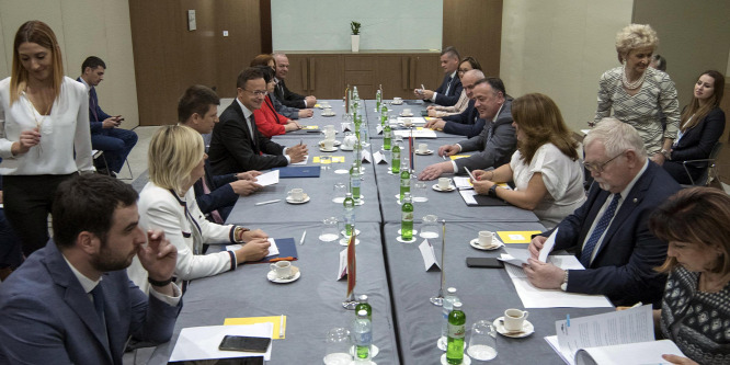 Szijjártó Péter: Magyarország felkészült az energiabiztonsági kihívásokra