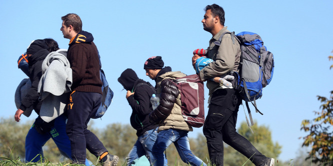 Jogszerű visszavonni a menekültstátuszt a migránsoktól