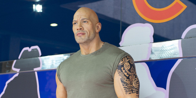 Dwayne Johnson újszülöttjeként mutatta be Baby Yodát - Vicces fotó