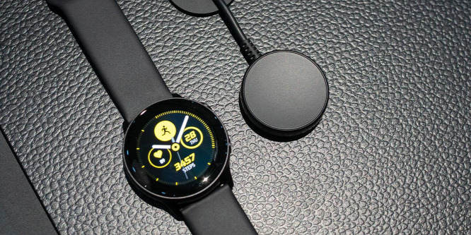 Előkerültek a Galaxy Note 10 és a Galaxy Watch 2 vezeték nélküli töltői