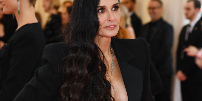 Demi Moore bevállalta: őszinteség helyett gusztustalan dolgokat fogyasztott!
