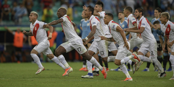 Uruguay csak lesgólokat lőtt, Peru jutott elődöntőbe a Copán