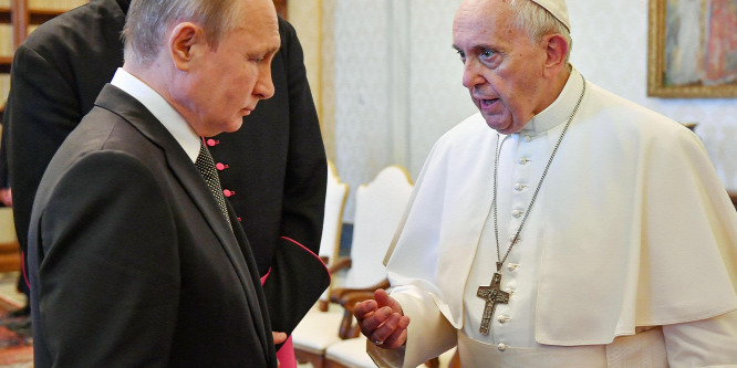 Találkozott egymással Ferenc pápa és Vlagyimir Putyin