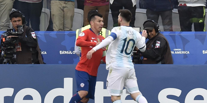Piros lappal ért véget Messi számára a Copa América - videó
