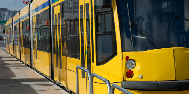 Véget értek a munkálatok: az Etele térig jár az 1-es villamos