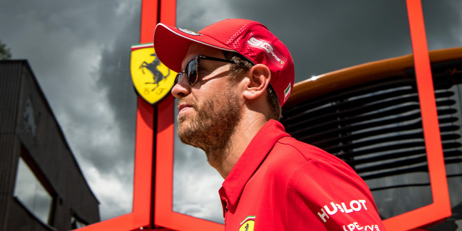 Vettel a Brit Nagydíj után is autóbaleset részese volt