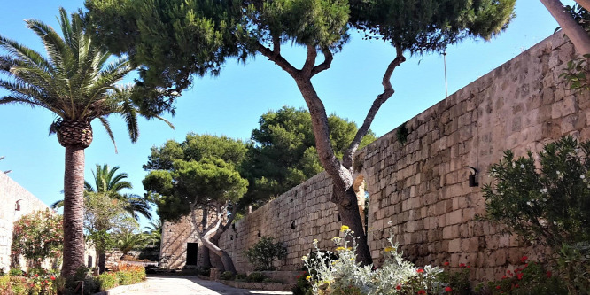 Menorca kövei csodás regék és véres háborúk emlékét őrzik