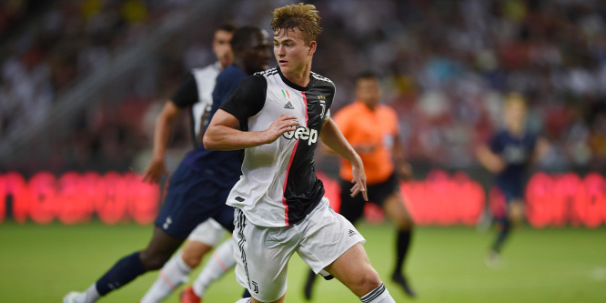 Kabaréba illő jelenettel indult a sztárigazolás pályafutása a Juventusban - videó