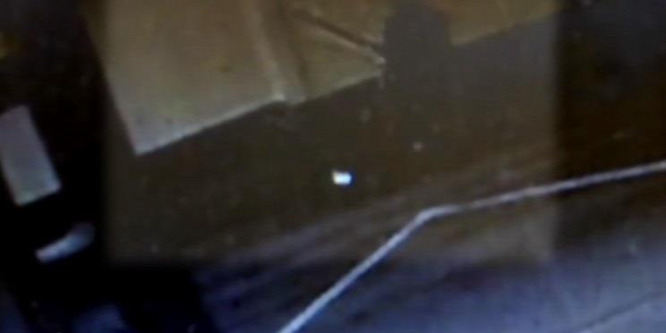 Karóval ütött le egy 15 éves fiút, hogy ellopja a telefonját - videó