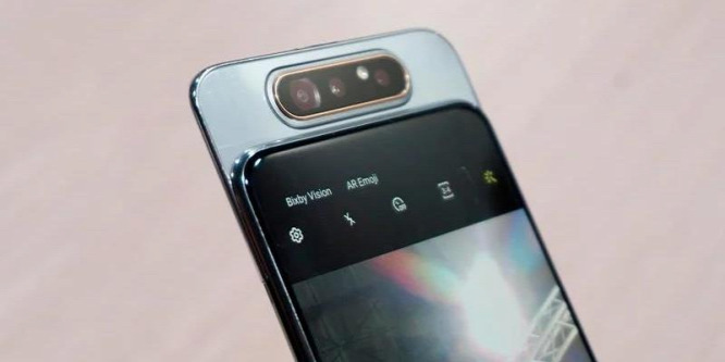 Hasznos frissítést kapott a Samsung Galaxy A80