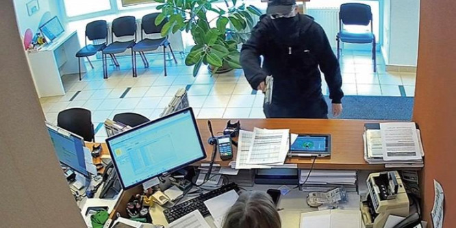 Elképesztő részletek arról, hogyan kapták el az egykori tévés bankrablót
