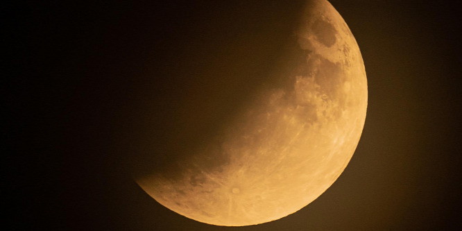Még a NASA-t is meglepte az, amit a Holdon láttak