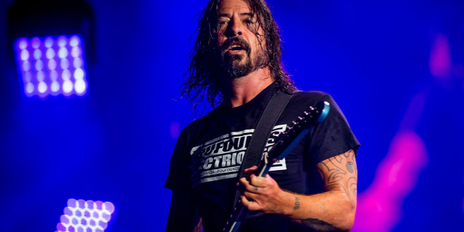 22 év után visszatért a Foo Fighters a Szigetre, és megmutatta, a rock&roll él