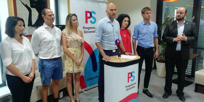 Nem tetszik a Momentum szlovákiai barátainak a magyar sajtó véleménye