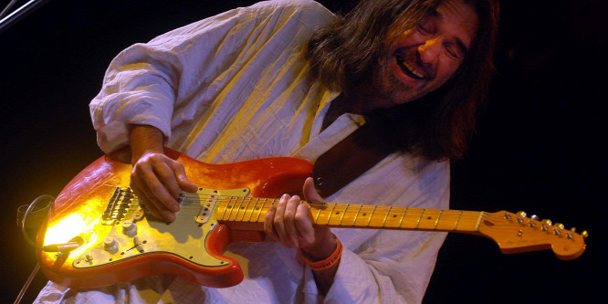55 évesen adja ki első szólólemezét a híres magyar blueszenész