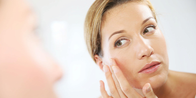Tíz évvel a befejezése után is fokozott rákkockázatot jelent a menopauzális hormonterápia