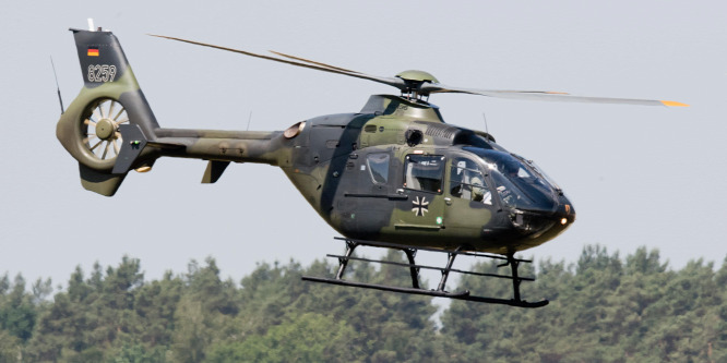 Négy új helikopter érkezik idén a Magyar Honvédséghez