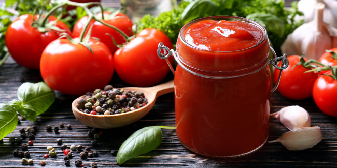 Sűrű és édes házi ketchup, az egyik legfinomabb, amit kóstolt