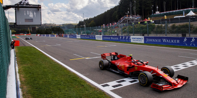 Elszabadulnak a lóerők, megint a Ferrari paripái az esélyesek