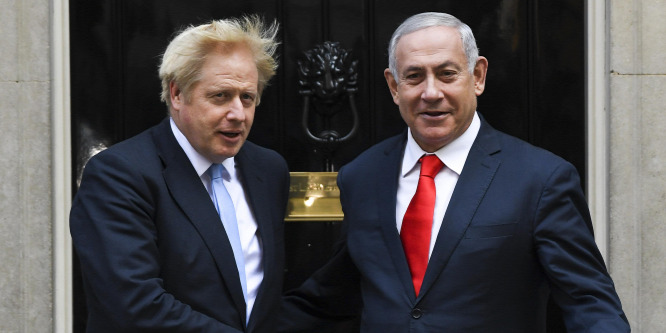 Benjámin Netanjahu és Boris Johnson: Irán nem juthat atomfegyverhez