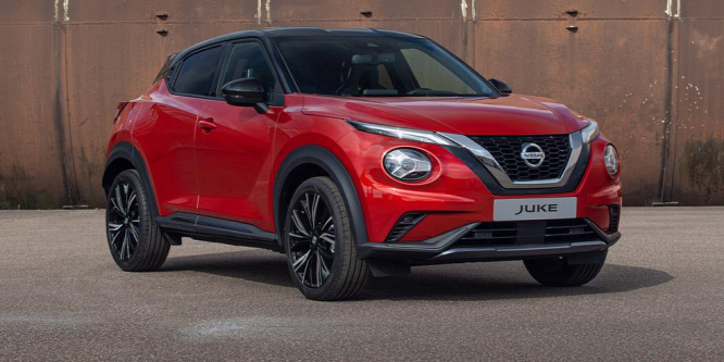 Vagányságból leckét ad a Vitarának az új Nissan Juke