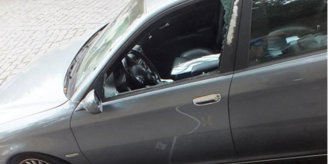 Öt nap alatt négy autót tört fel, a rendőrség elfogta