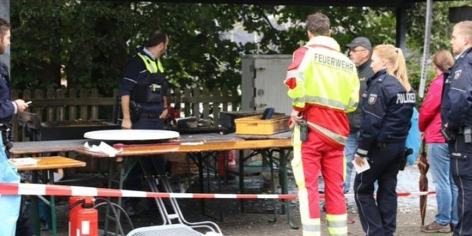 Robbanás egy német falunapon: egy ember meghalt, többen megégtek