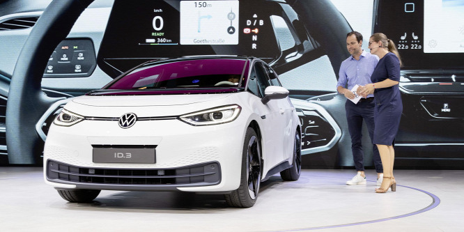 Elektromos népautó váltaná ki a Golfot – Volkswagen ID.3 bemutató