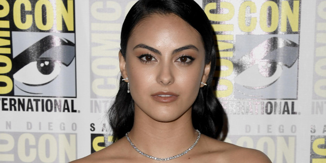 A főiskola alatt szexuálisan bántalmazták Camila Mendes színésznőt