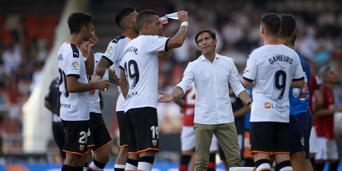 A rossz szezonkezdet után kirúgták a Valencia edzőjét