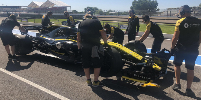 F1-es autón is elkezdték tesztelni a 18 colos kerekeket