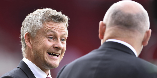 Elképesztő trükköt mutatott be a Manchester United edzője - videó