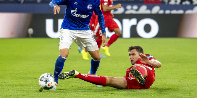 Egygólos vereséget szenvedett Szalai Ádám csapata a Schalkétól