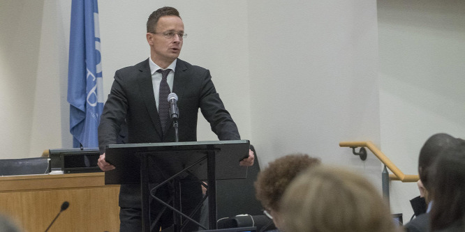 Szijjártó Péter: Magyarország elkötelezett a nukleáris energia békés használata mellett