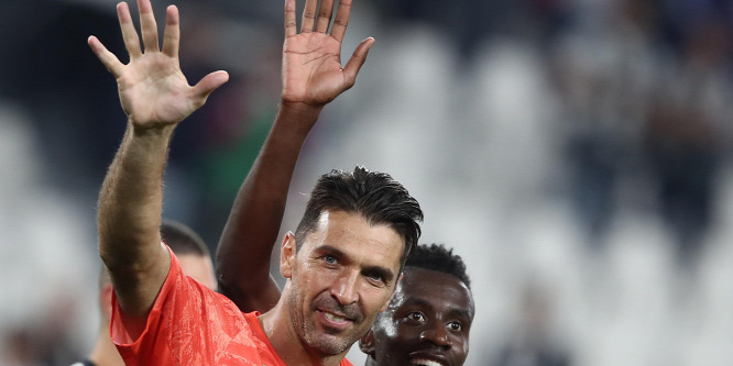 Buffon győztes meccsen döntötte meg Maldini rekordját - videó