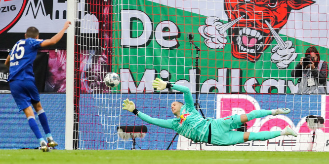Gulácsiék otthon kaptak ki, a Bayern átvette a vezetést a Bundesligában
