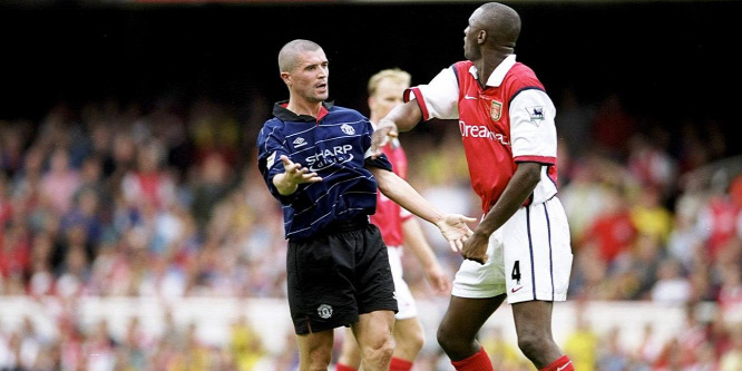 Manchester United-Arsenal: fociháborúból párnacsata
