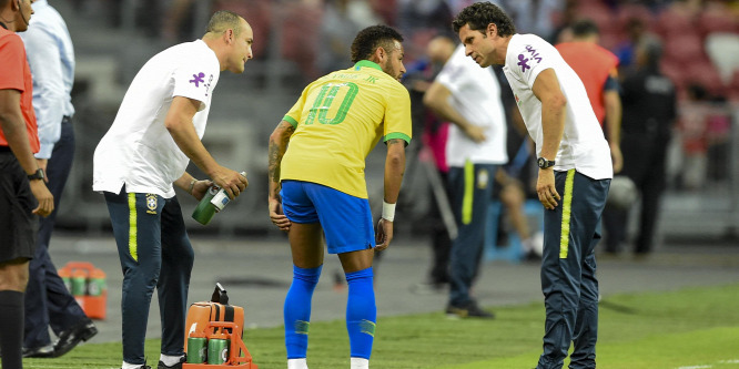 Neymar megint megsérült - videó