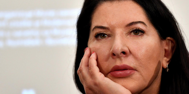 Mindenki gonosz és kegyetlen?! - Marina Abramovic kísérlete