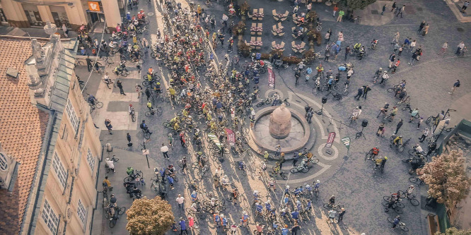 Óriási érdeklődés kísérte a Giro d'Italia székesfehérvári eseményét