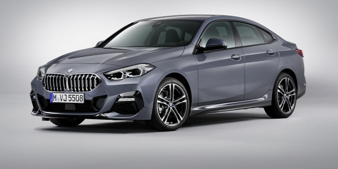 Ilyen BMW még sosem volt: kis szedán a magyar Mercedes ellen
