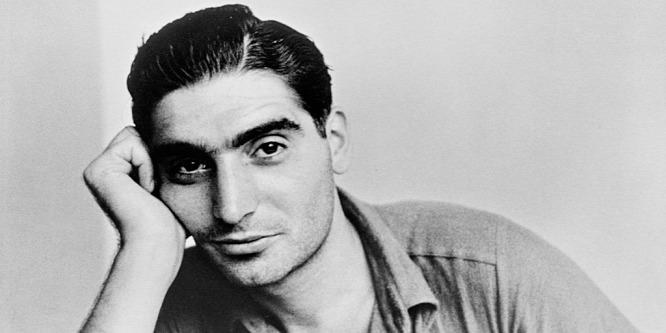 106 éve született Robert Capa, a 20. század legjelentősebb fotósa