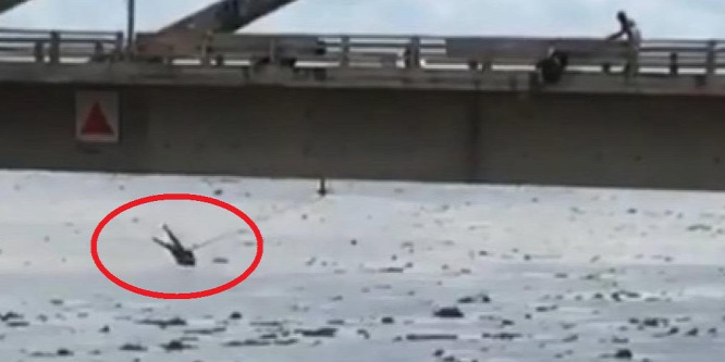 Rémálom lett a gumiköteles ugrásból – videó