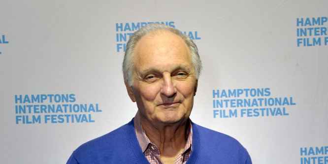 Alan Alda elmondta: Parkinson-kórral küzd