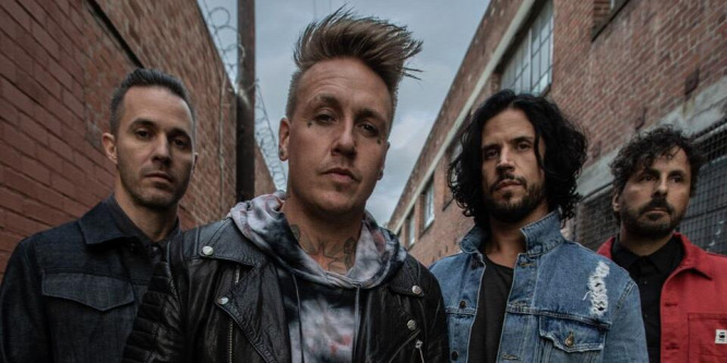 Budapestre jön a Papa Roach